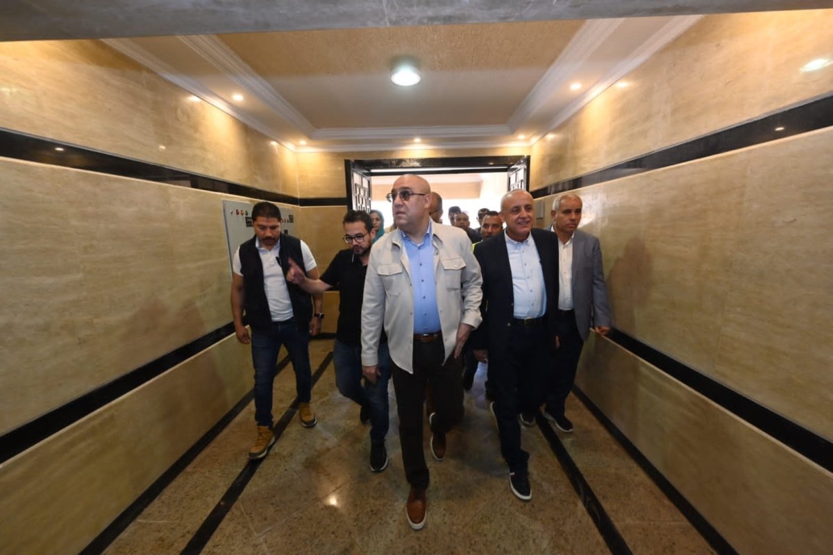 وزير الإسكان يتفقد 5328 وحدة سكنية جار تنفيذها بالمبادرة الرئاسية"سكن كل المصريين" بمدينة القاهرة الجديدة
