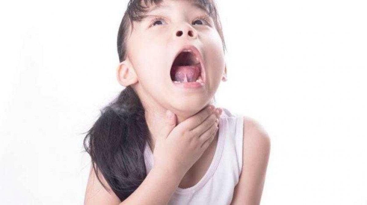 مصرع طفلة اختناقا ببني سويف.. والمتهم حبة "عنب بناتي" 