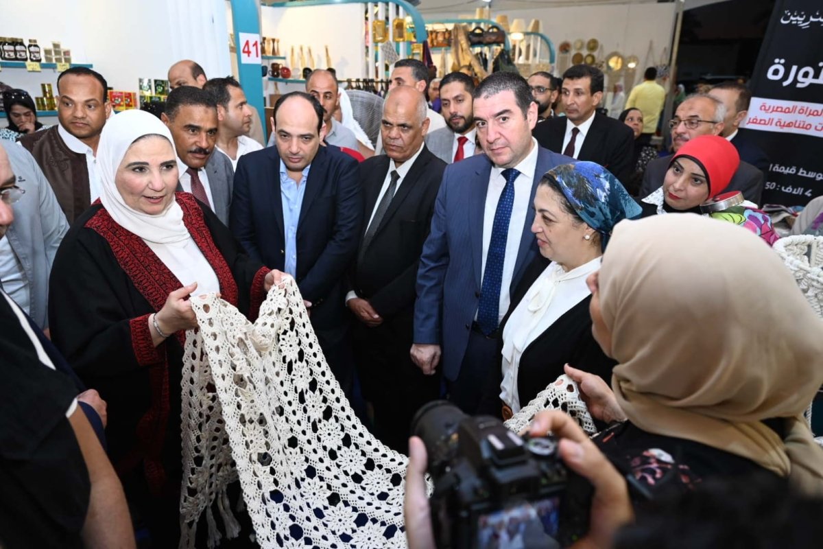 بنك ناصر الاجتماعي يشارك في معرض « ديارنا » لتسويق المنتجات اليدوية والتراثية بمنطقة مارينا 5 بالساحل الشمالي