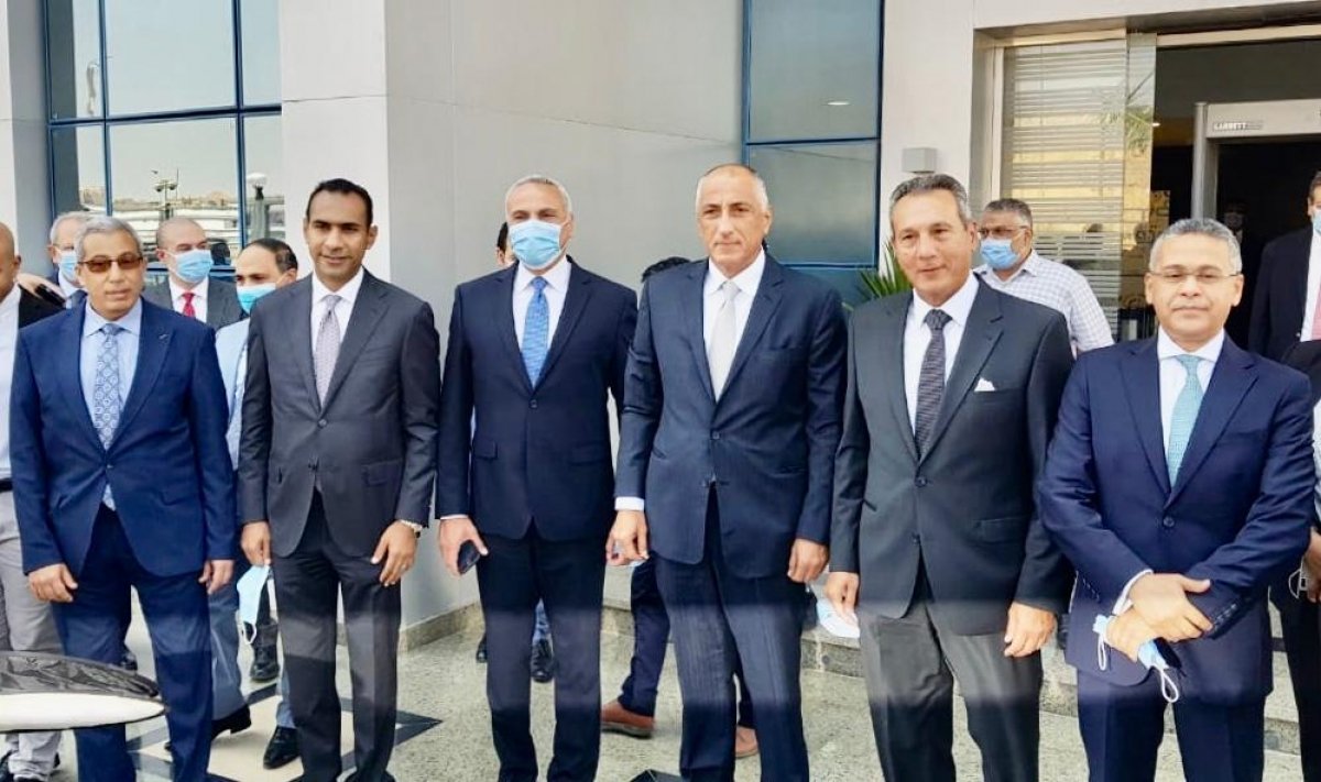 طارق عامر يتفقد  أول قطاع متكامل للتحول الرقمي المصرفي ببنك مصر 