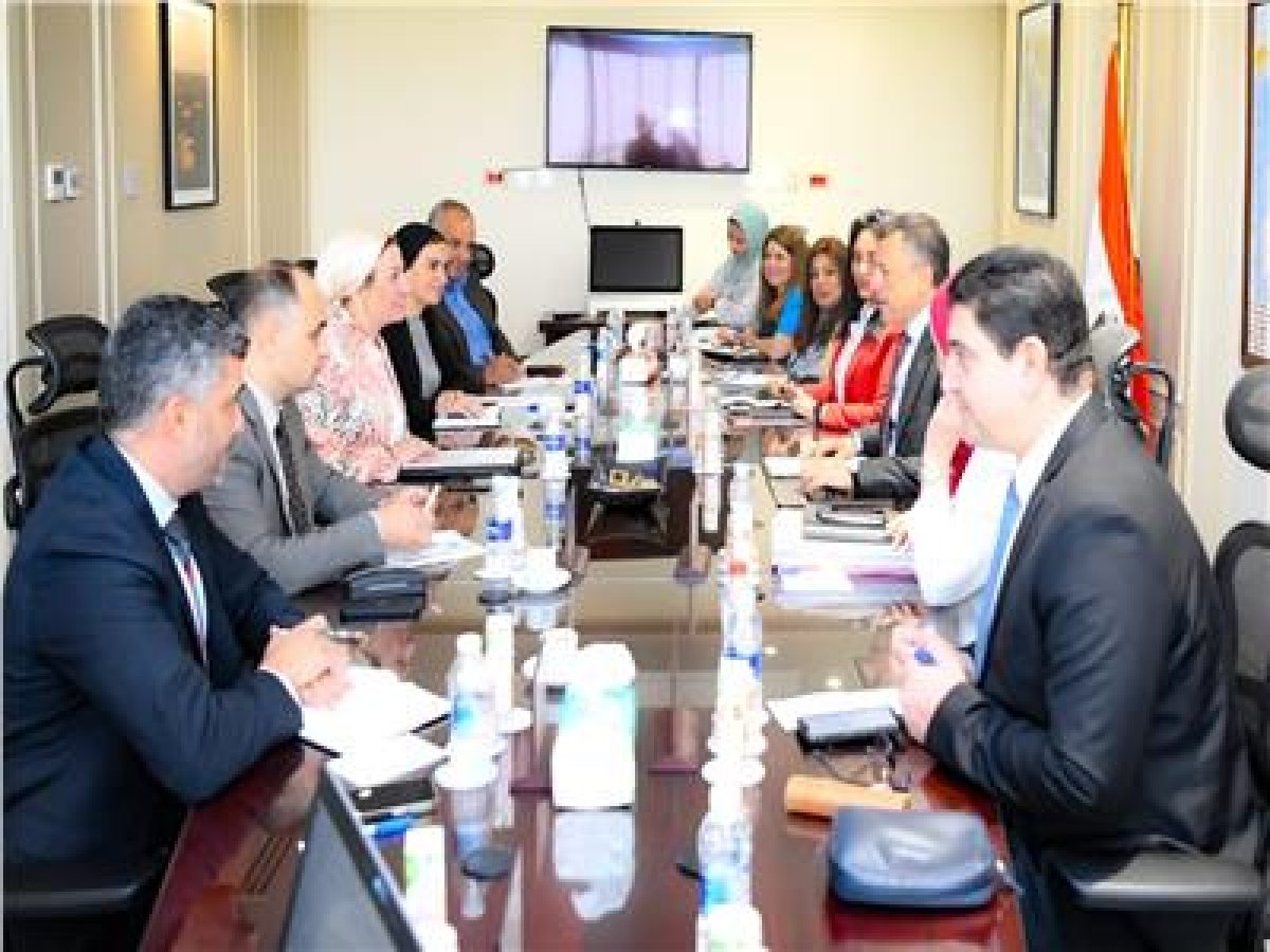 وزيرا البيئة والسياحة يبحثان دعم منتج السياحة البيئية والمستدامة