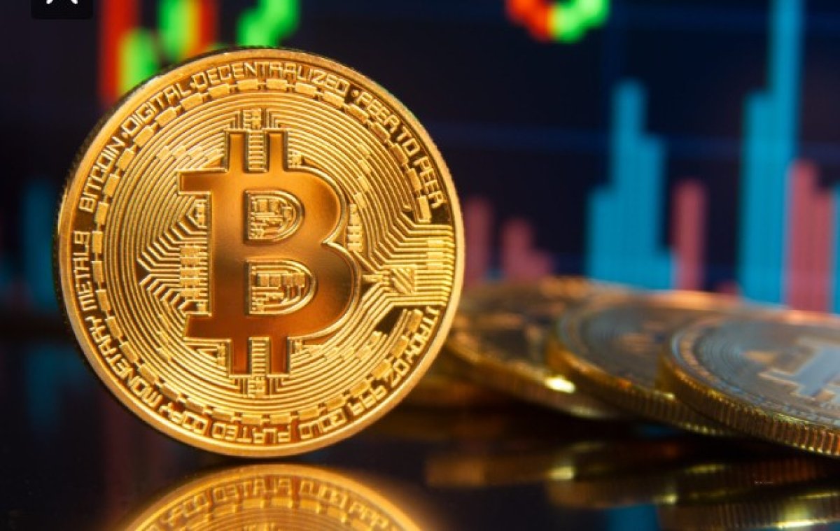 تراجع البيتكوين بنسبة 7.2% إلى 26,634 دولارًا 