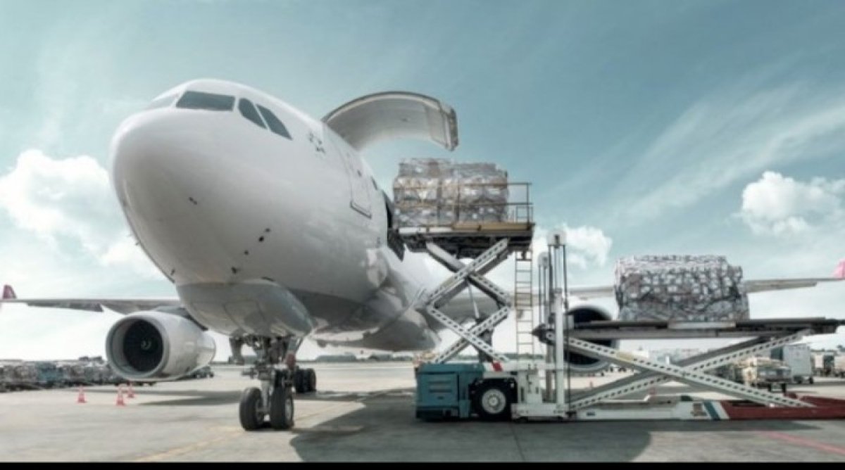 أبرزها هبوط الأسعار.. تحديات قطاع الشحن الجوي 