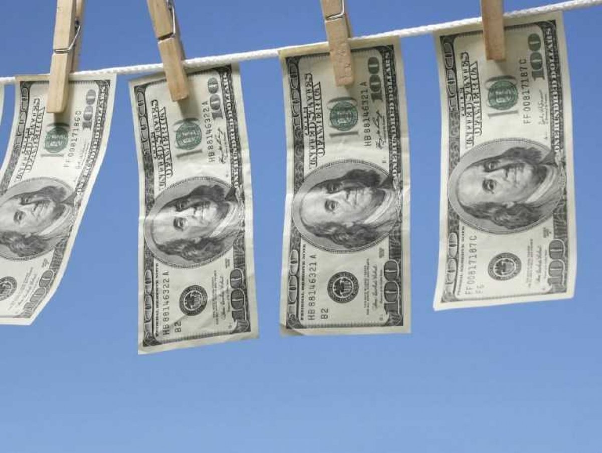 ضبط ٥ قضايا تهريب جمركي وغسل أموال بقيمة ٣.٥ مليون جنيه 