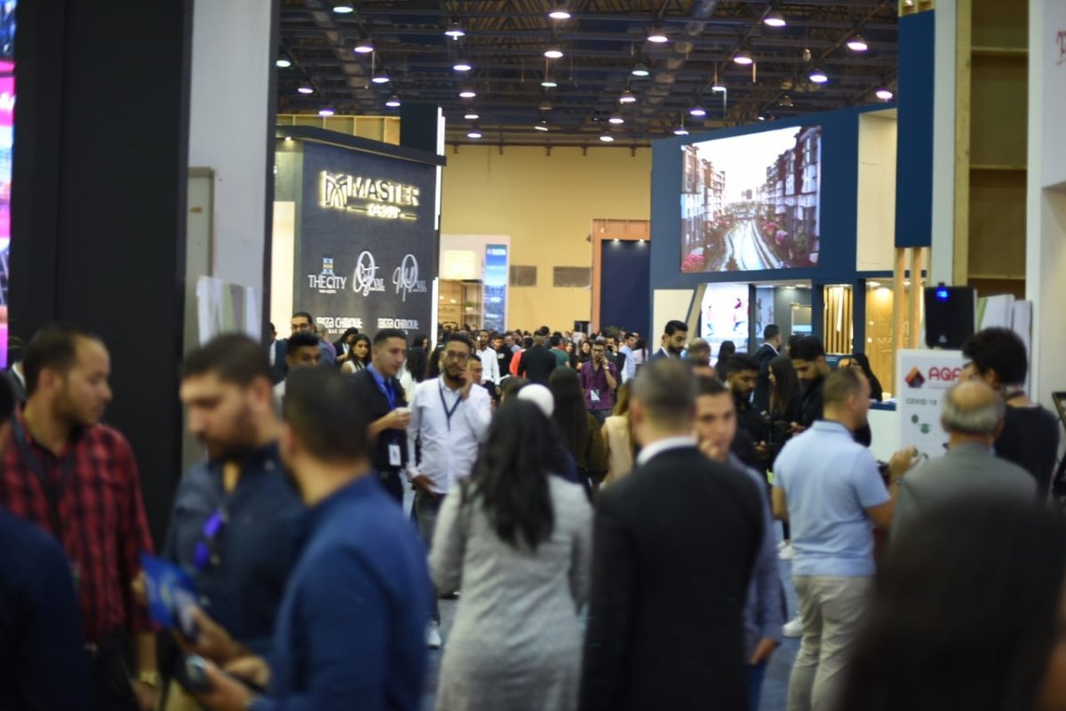 معرض الأهرام " عقارى " يستقبل أكثر من  4 آلاف زائر فى أول يومان 