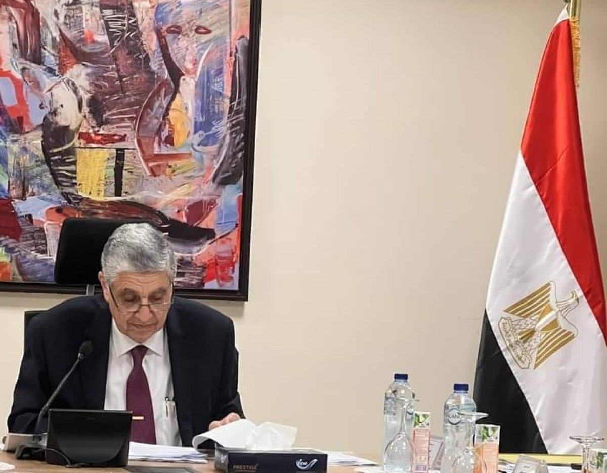 وزير الكهرباء يترأس مجلس إدارة هيئة تنمية واستخدام الطاقة الجديدة والمتجددة