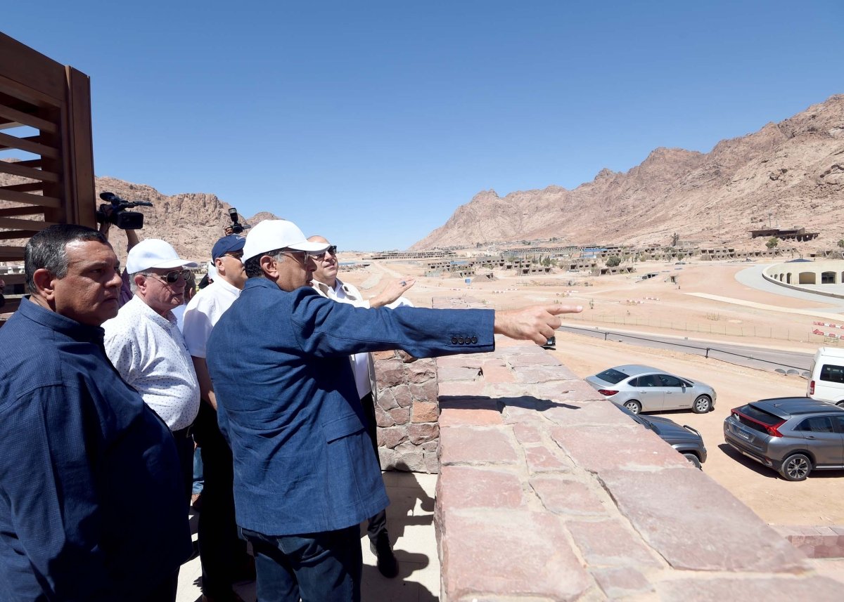 ضمن مشروع «التجلي الأعظم».. رئيس الوزراء يتفقد المنتجع السياحي الجبلي بسانت كاترين