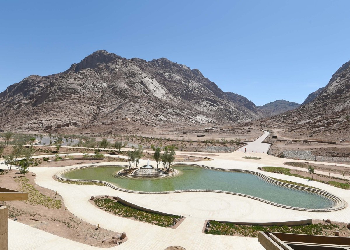 خلال جولته بسانت كاترين،.. «مدبولي»  يتفقد مشروعى تطوير وادي الأربعين ومركز المدينة التراثي