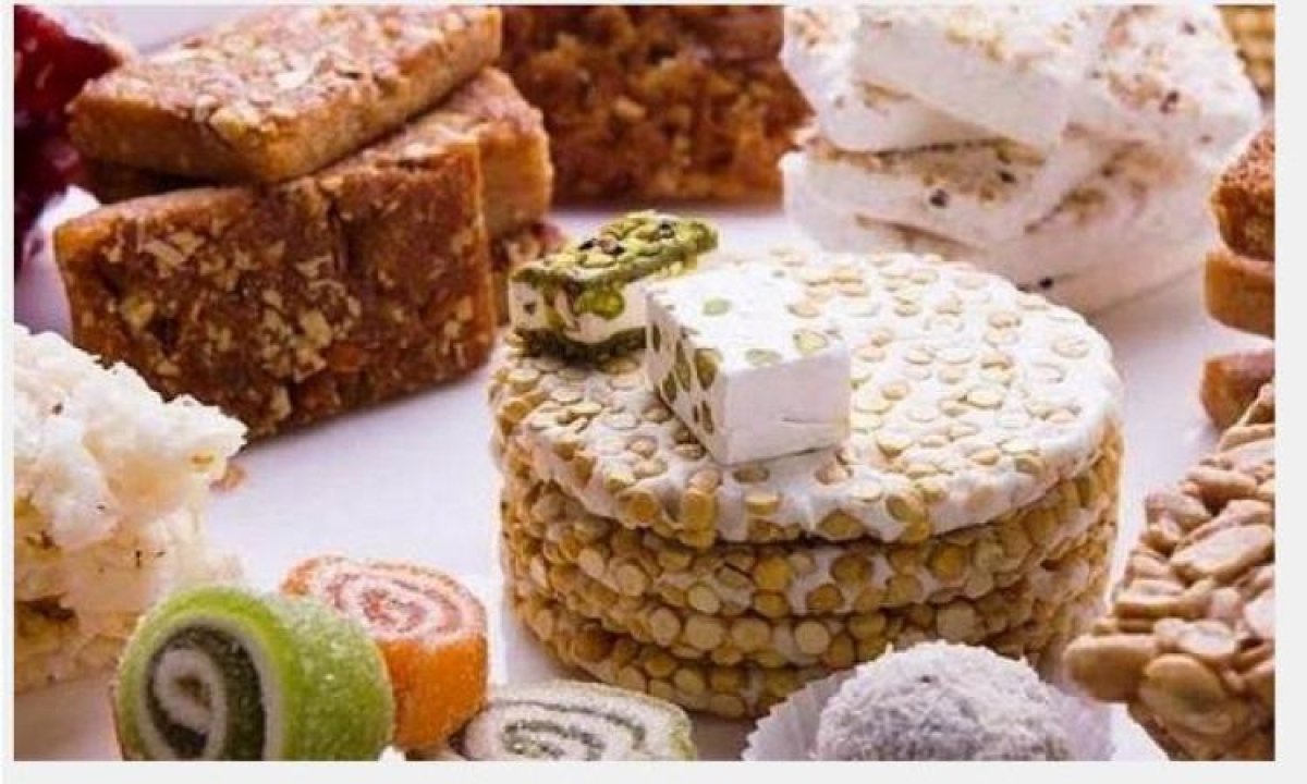 بالأسعار «أغلى وأرخص» علبة حلوى المولد بالمجمعات الاستهلاكية