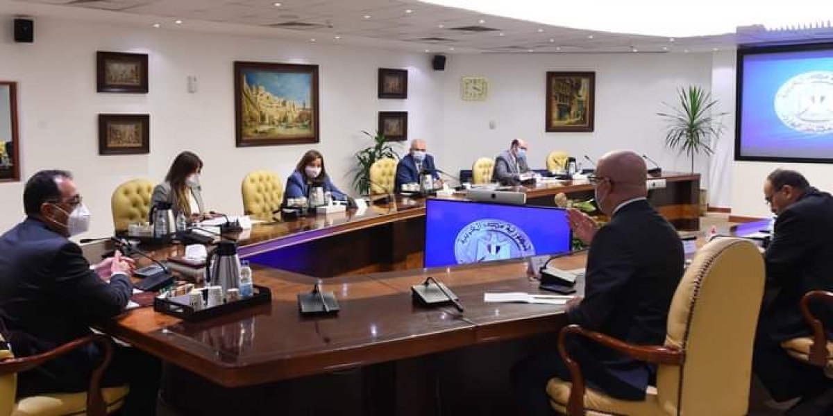 رئيس الوزراء يتابع تنفيذ تكليفات الرئيس بتوفير 250 ألف وحدة سكنية ومشروع "سكن كل المصريين"