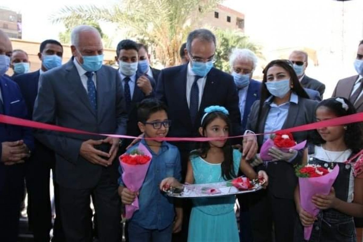 وزير الاتصالات: يعلن عن افتتاح 37 مكتب بريد في 16 محافظة 