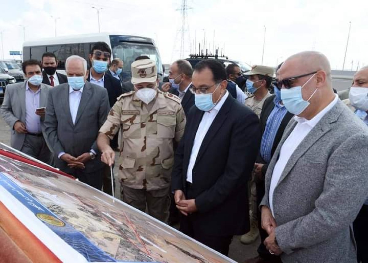 وزير الإسكان: 2.4 مليار جنيه قيمة تنفيذ الطريق الأوسطي بمدينة 6 أكتوبر