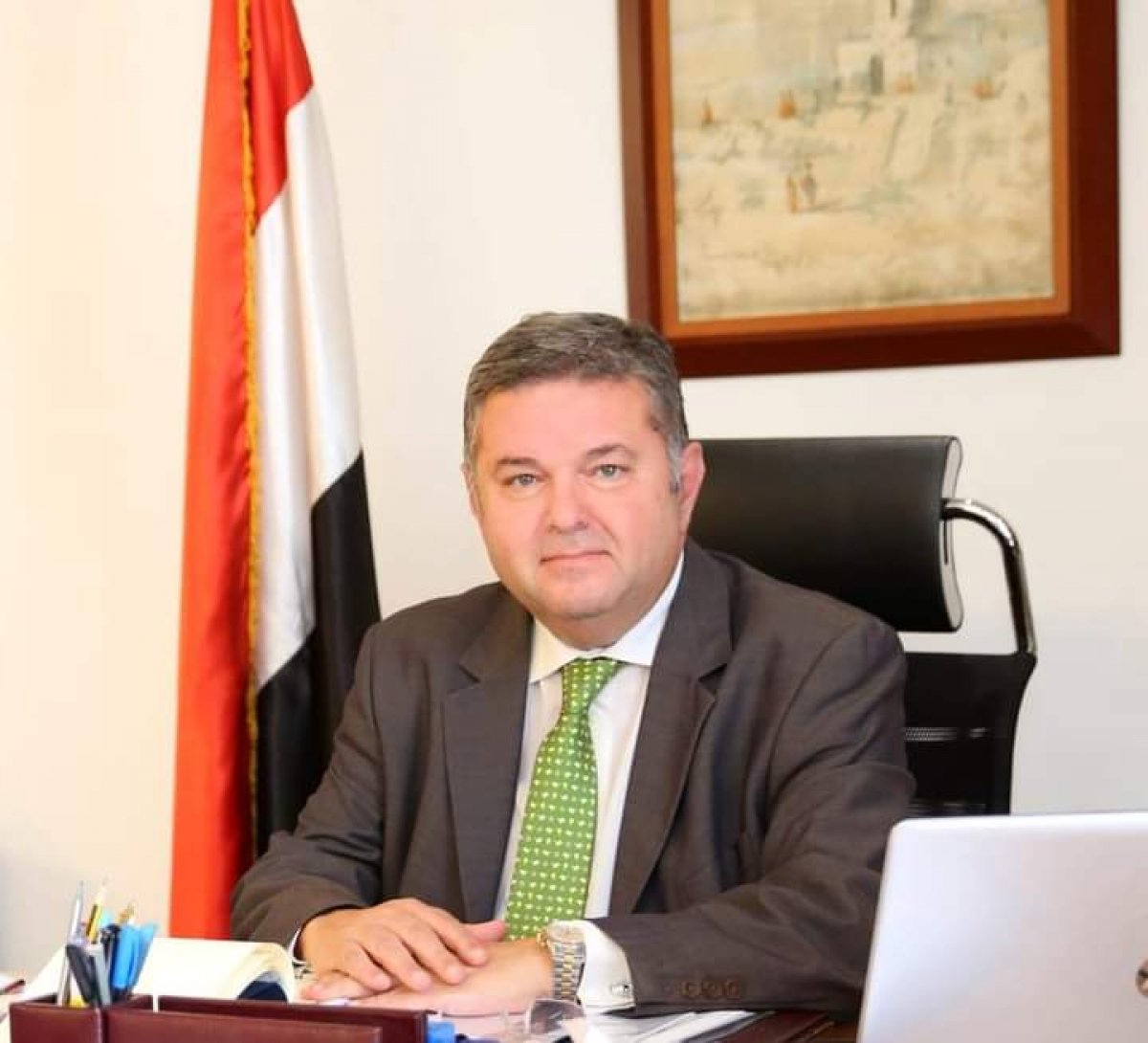 وزير قطاع الأعمال: لن يتم انتقاص حقوق العاملين بالشركات القابضة للقطن والغزل والنسيج