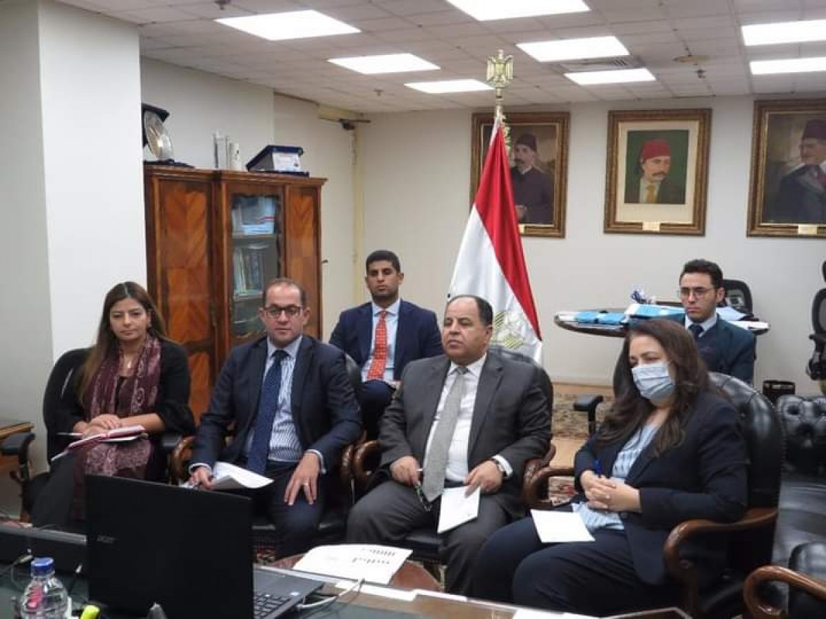 البنك الدولى يصف مصر بـ «النقطة المضيئة» فى أفريقيا.. بعد زيادة الاستثمارات الأجنبية ١١٪ العام المالى الماضى