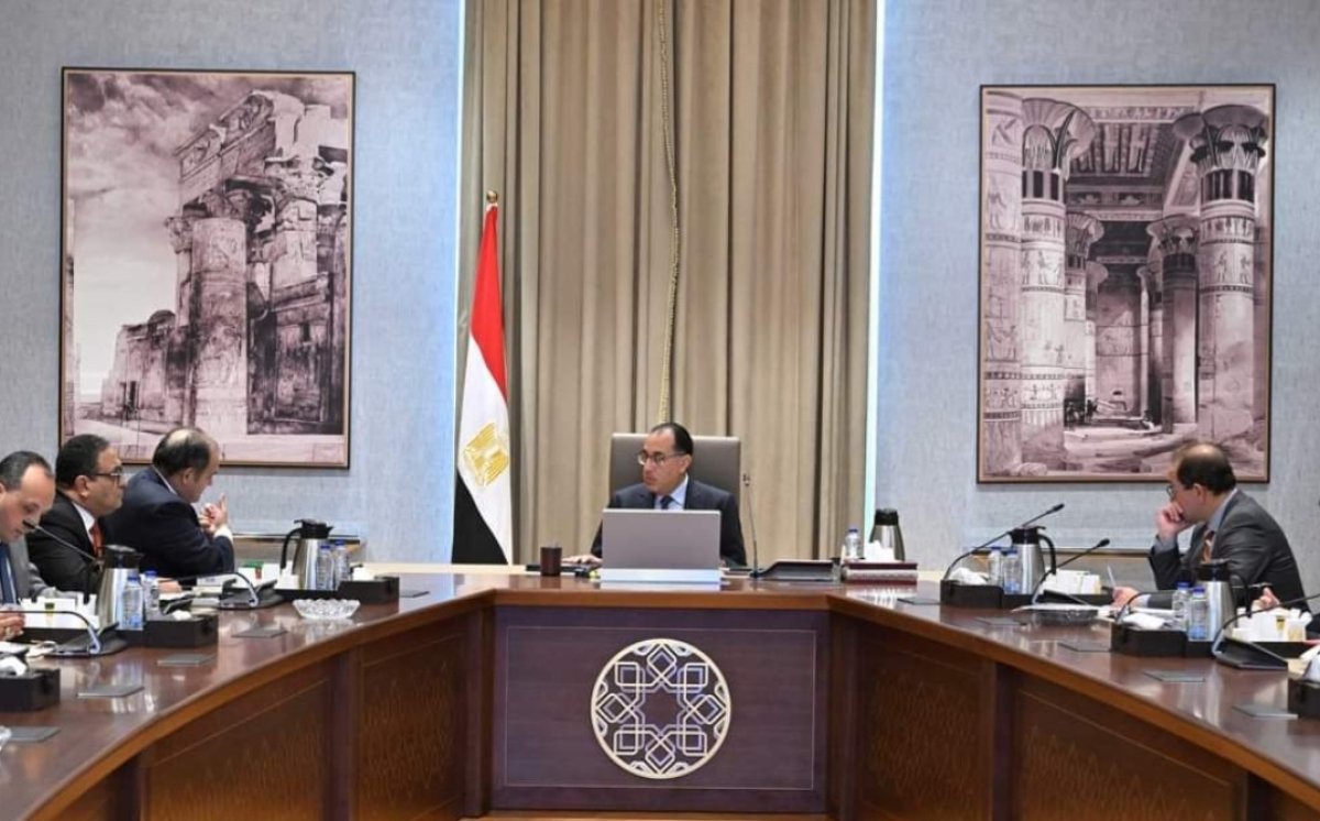 رئيس الوزراء يتابع إجراءات تنفيذ برنامج رد الأعباء التصديرية وميكنة إجراءاته