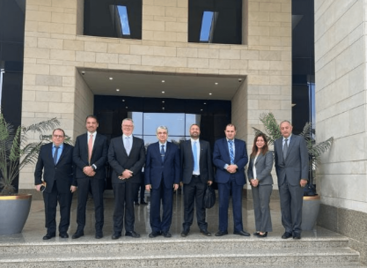 وزير الكهرباء: تنفيذ مشروعات تجريبية لإنتاج الهيدروجين الأخضر في مصر