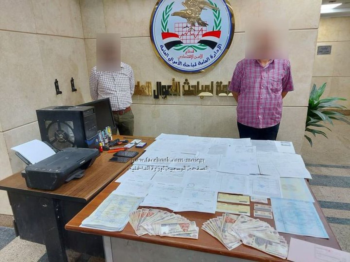 القبض على تشكيل عصابي تخصص في بيع ممتلكات المواطنين المقيمين بالخارج