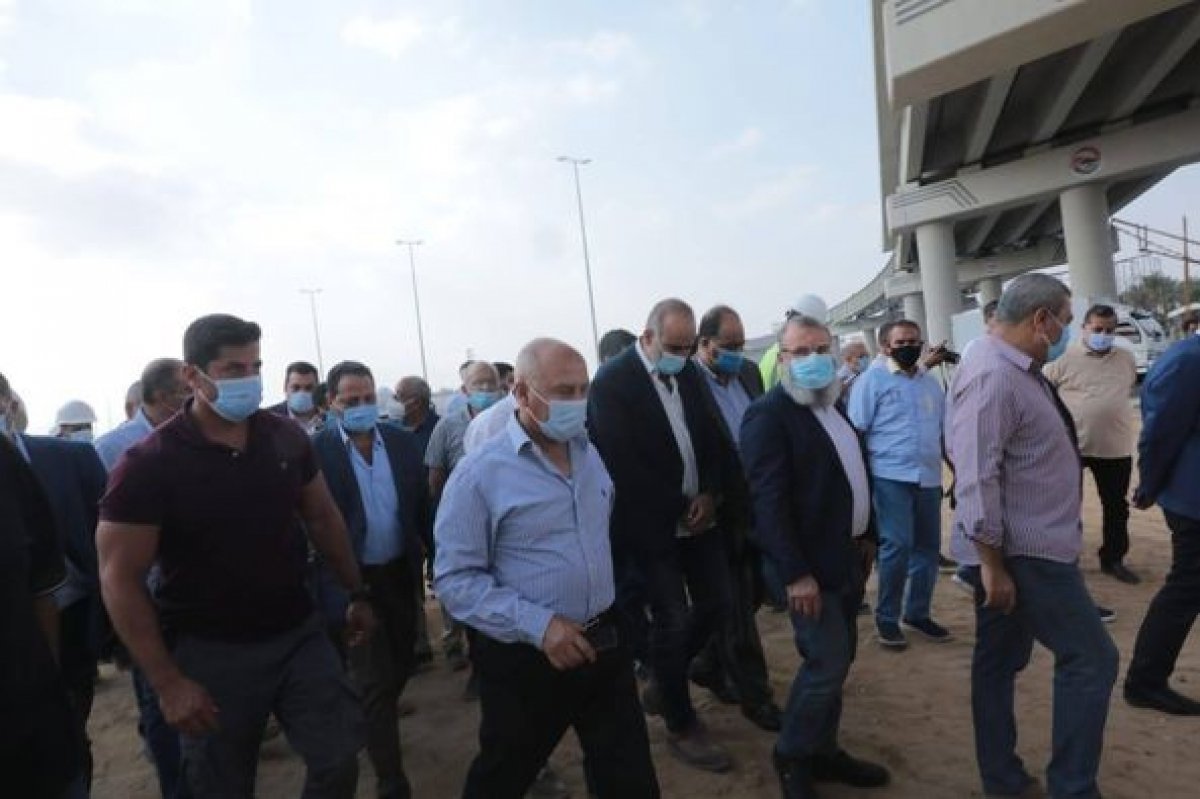 وزير النقل: القطار الكهربائي شريان تنمية فى قلب المدن الجديدة وسينقل 500 الف راكب يومياً