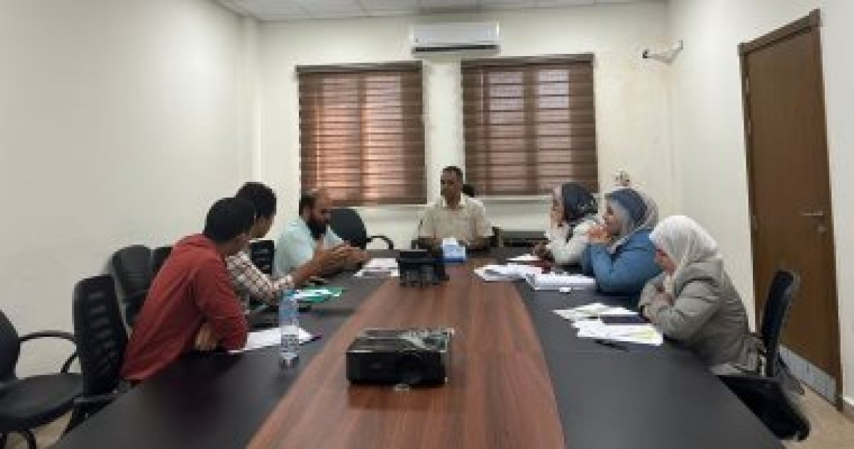 «الإسكان» تتابع موقف العمل بمشروعات الكهرباء والمرافق بحدائق العاصمة