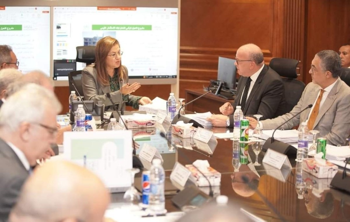 وزيرة التخطيط تترأس اجتماع مجلس إدارة بنك الاستثمار القومي