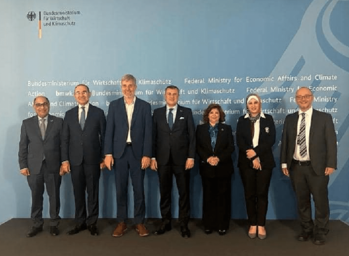 «عيسى» يلتقي مفوض الحكومة الفيدرالية الألمانية لشئون السياحة