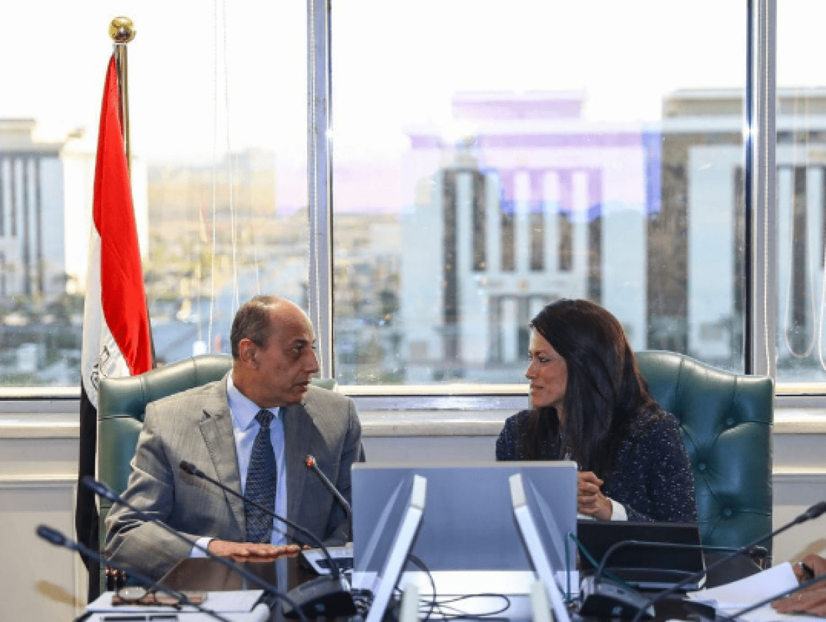 وزيرا التعاون الدولي والطيران المدني يبحثان سبل التنسيق مع شركاء التنمية لدفع الجهود الداعمة لقطاع الطيران