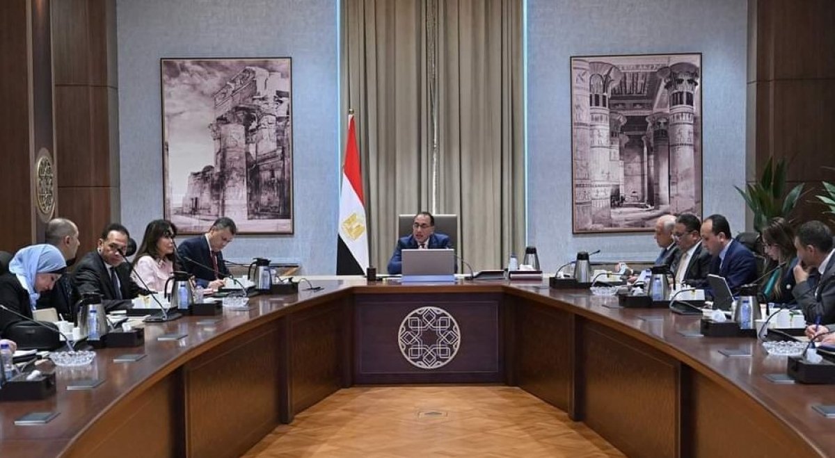 《مدبولي》يتابع الموقف التنفيذي لمشروع تطوير المنطقة الأثرية بهضبة الأهرامات          