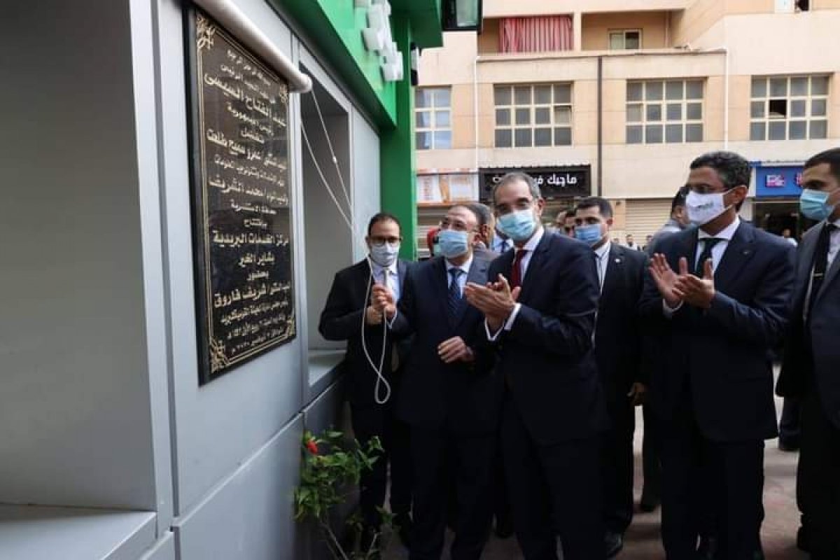 وزير الاتصالات يفتتح مركزين للخدمات البريدية بالأسكندرية لتقديم الخدمات المجتمعية والمالية المتكاملة