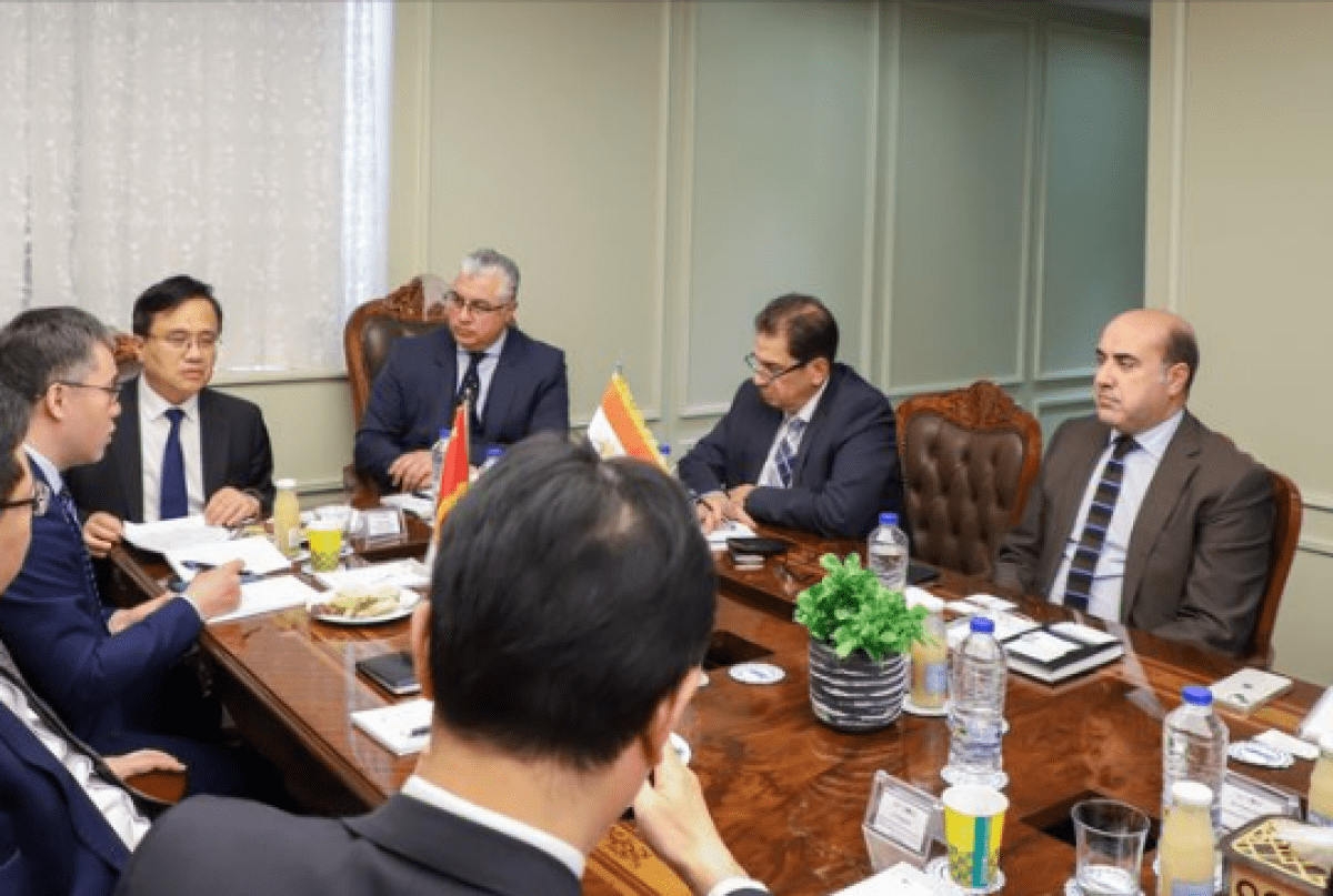 اقتصادية قناة السويس: نسعى للتعاون مع المستثمرين الصينيين بعد انضمام مصر للبريكس