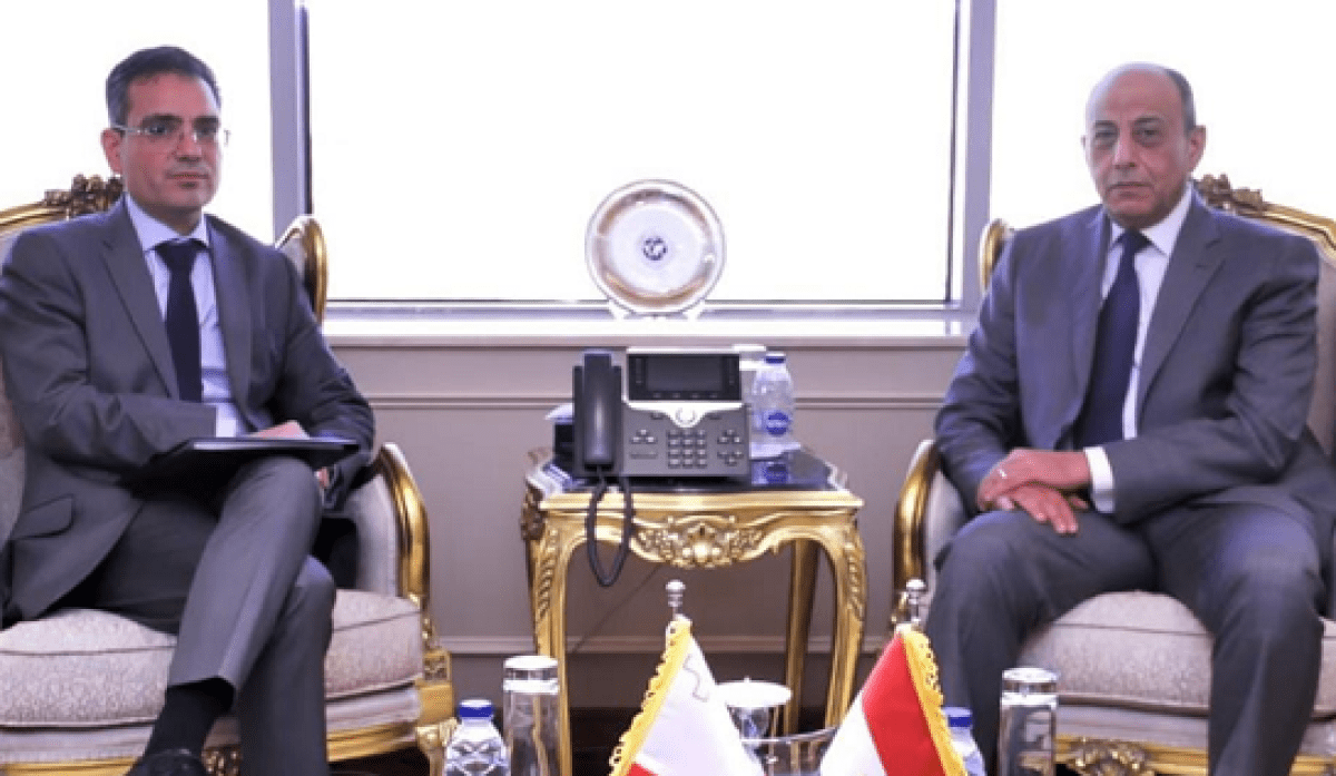 وزير الطيران المدني يبحث مع سفير جمهورية مالطا عدد من الموضوعات ذات الاهتمام المشترك فى مجال النقل الجوي