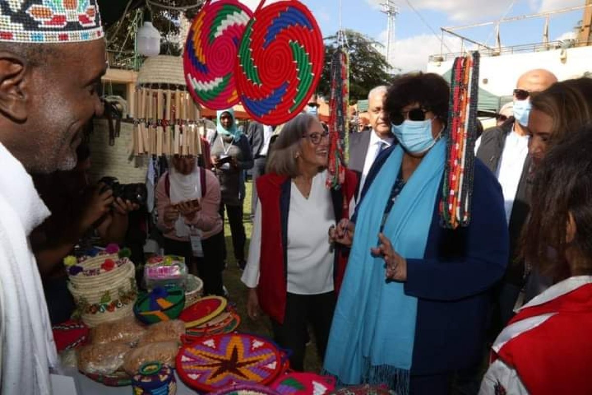 وزيرة الثقافة تفتتح معرض المشروعات الصغيرة ومتناهية الصغر بنادي الجزيرة