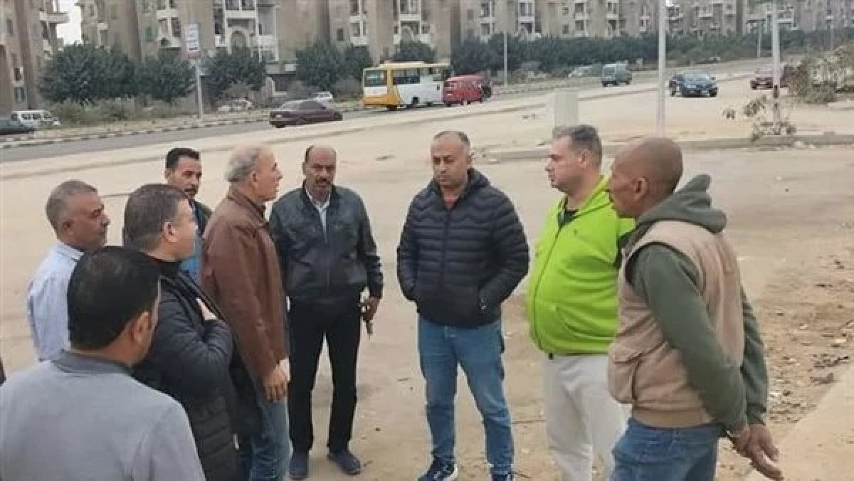 «الإسكان»: حملات مكبرة لإزالة تعديات ومخالفات بناء بمدينتي العبور والشيخ زايد