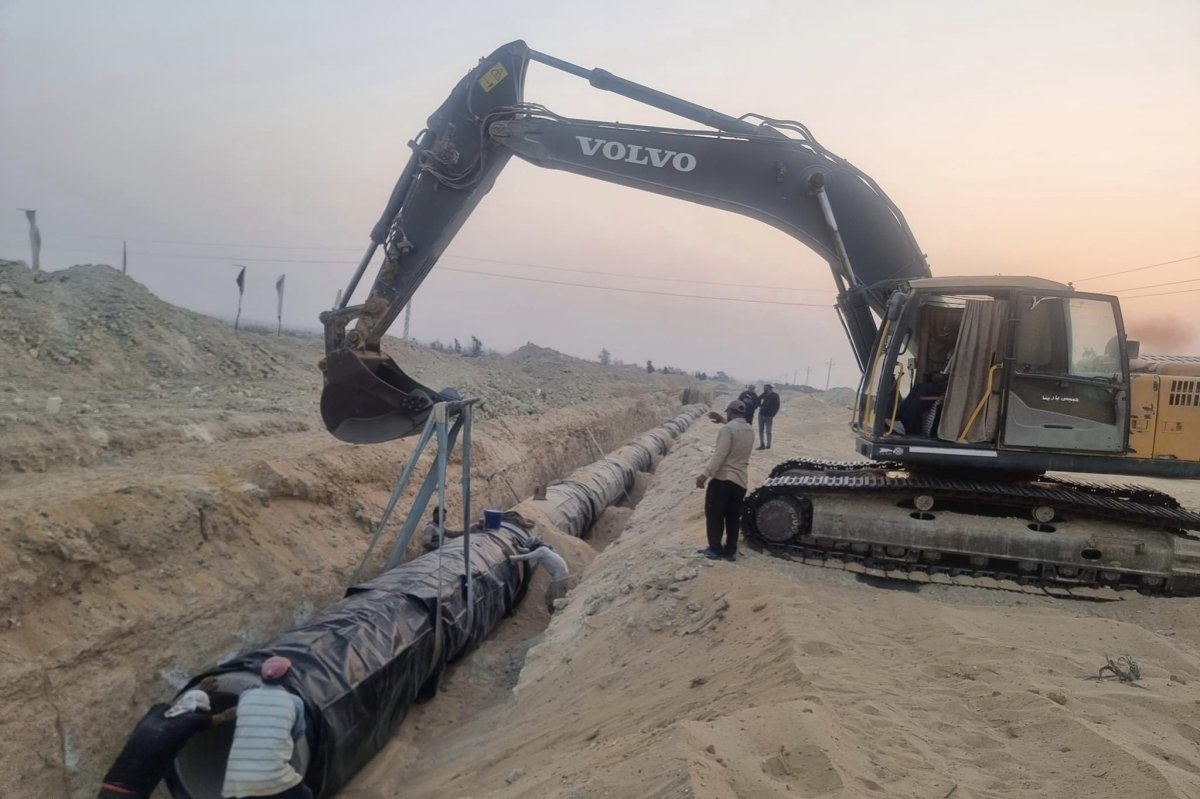 وزير الإسكان يتابع مستجدات تنفيذ أعمال المرافق بمنطقة الحزام الأخضر بـ 6 أكتوبر