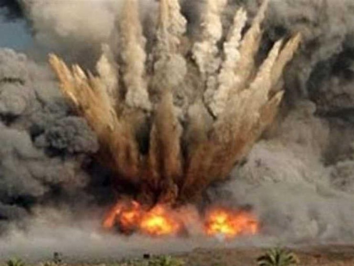 اصابة طفل في انفجار لغم من مخلفات الحرب العالمية الثانية بالعالمين