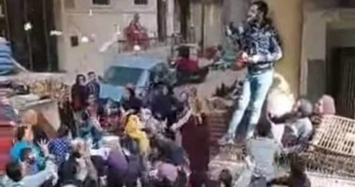 الأمن يتخذ اجراءاته قِبل مسجل خطر لإلقائه أموالا على المواطنين بالجيزة