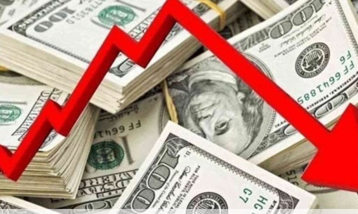 بعد توقيع صفقة رأس الحكمة.. انهيار الدولار بالسوق السوداء