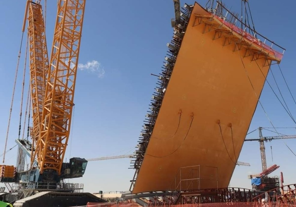 بدء أعمال تركيب وعاء الاحتواء الداخلي لمبنى المحطة النووية بالضبعة