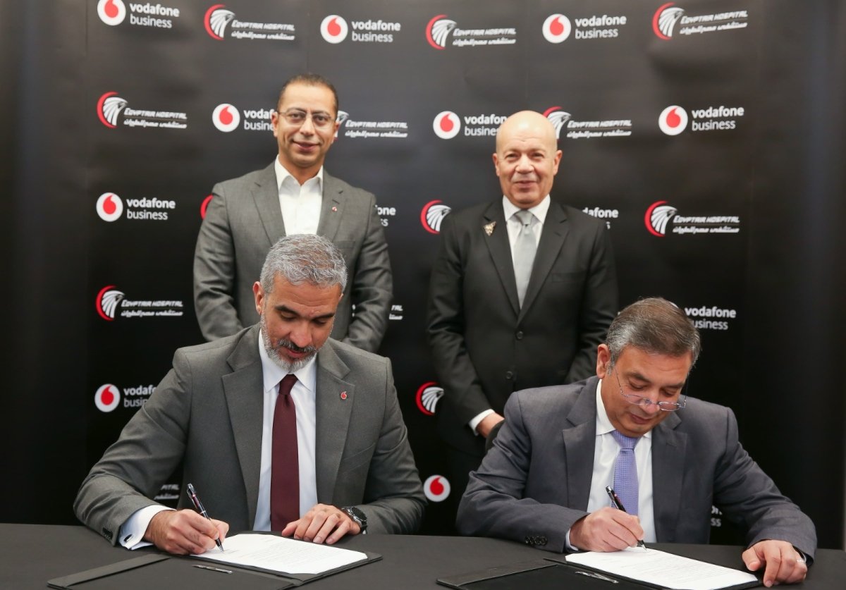 «ڤودافون بيزنس» تقدم حلولها الرقمية لمصر للطيران وتتيح خدمات الرعاية الصحية عن بُعد على متن جميع رحلاتها