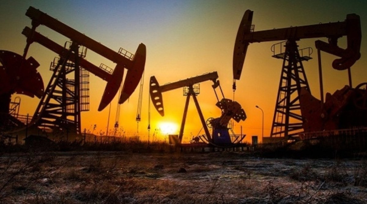 برنت يتجاوز 85 دولارًا.. النفط يحقق أعلى تسوية منذ 4 أشهر 