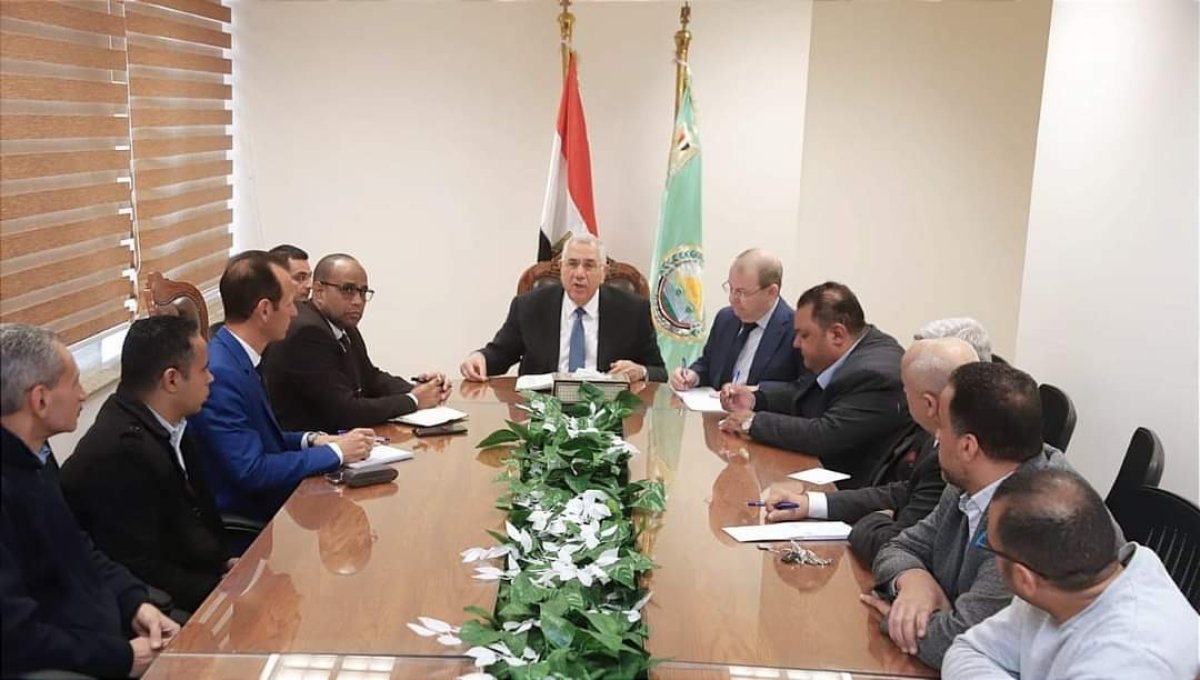 وزير الزراعة يتابع مستجدات التصدي للتعدي على الرقعة الزراعية