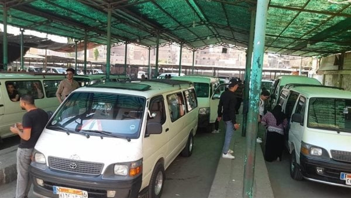 بعد تحريك أسعار الوقود.. حملات مكثفة للرقابة على مواقف السيارات لمتابعة الالتزام بتعريفة الركوب الجديدة