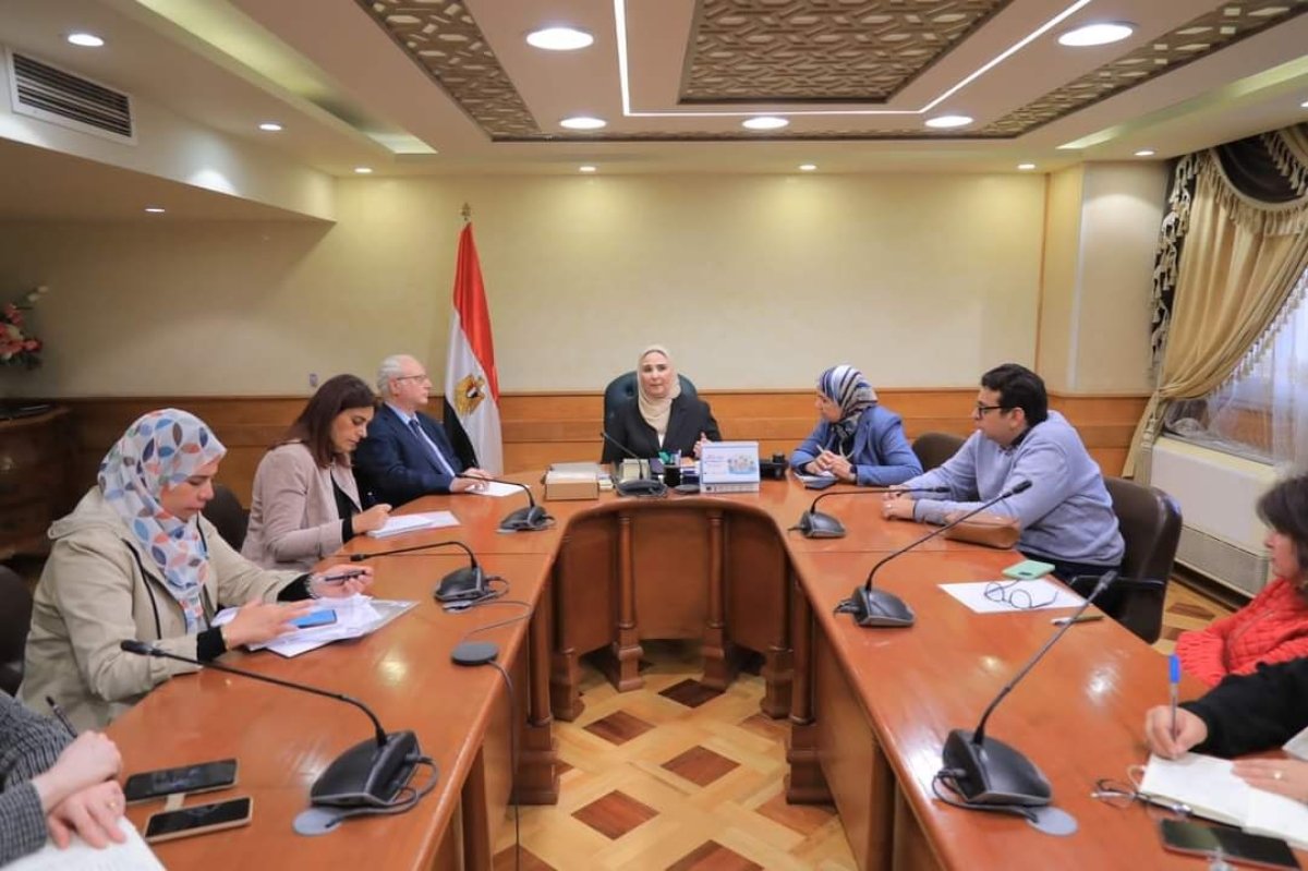 وزيرة التضامن تلتقي مدير المكتب القطري لبرنامج الأغذية العالمي بمصر