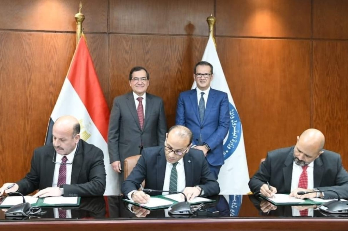 بدء الخدمات الاستكشافية والانتاجية ببعض الحقول المتقادمة بخليج السوي