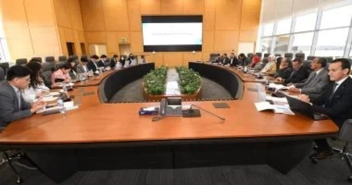 «الإسكان» تتابع تقدم الأعمال بمشروع تطوير مدينة بدر مع وفد كوري