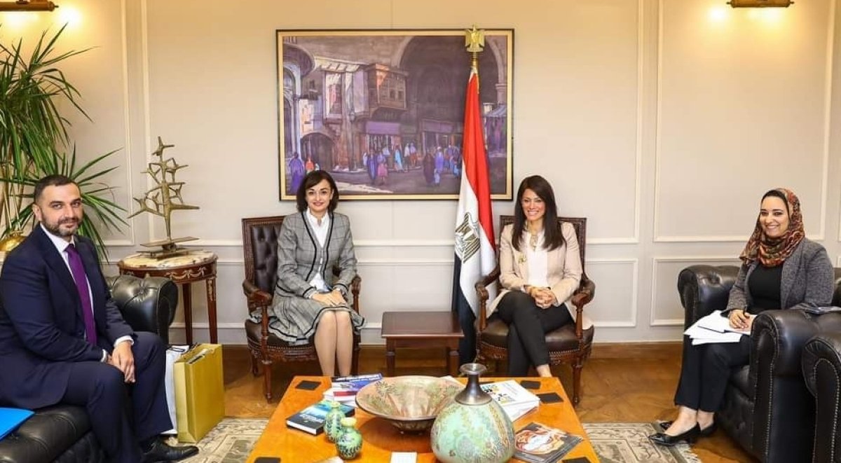 وزيرة التعاون الدولي تبحث مع سفيرة جمهورية رومانيا استعدادات انعقاد الدورة الرابعة للجنة المشتركة المصرية الرومانية