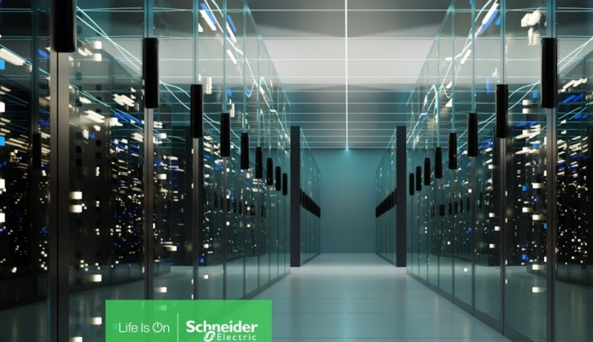 شنايدر إلكتريك تتعاون مع إنفيديا لتصميم مراكز بيانات تكنولوجيا الذكاء الاصطناعي