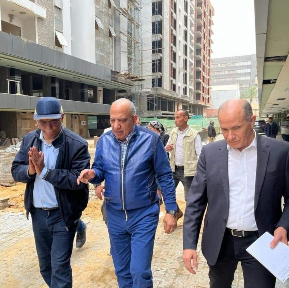 عصمت: استراتيجية واضحة وخطط عمل مرنة لجذب الاستثمار.. والشراكة مع القطاع الخاص معيار نجاح في قطاع التشييد والبناء