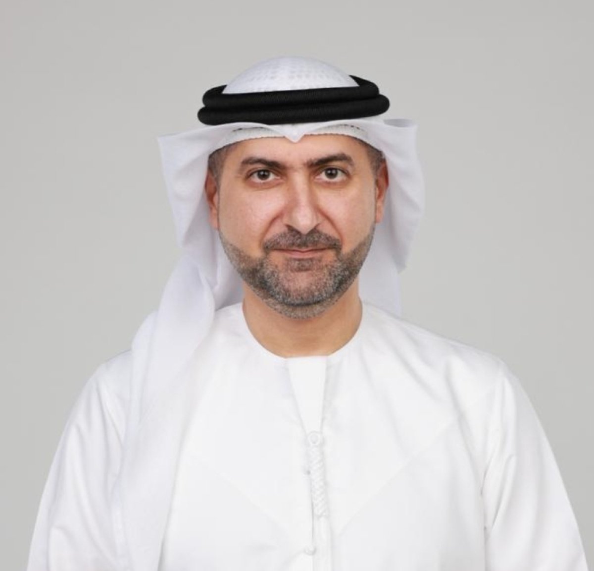 《دبي للإعلام》تفتح أبواب الخير عبر برامجها الإنسانية