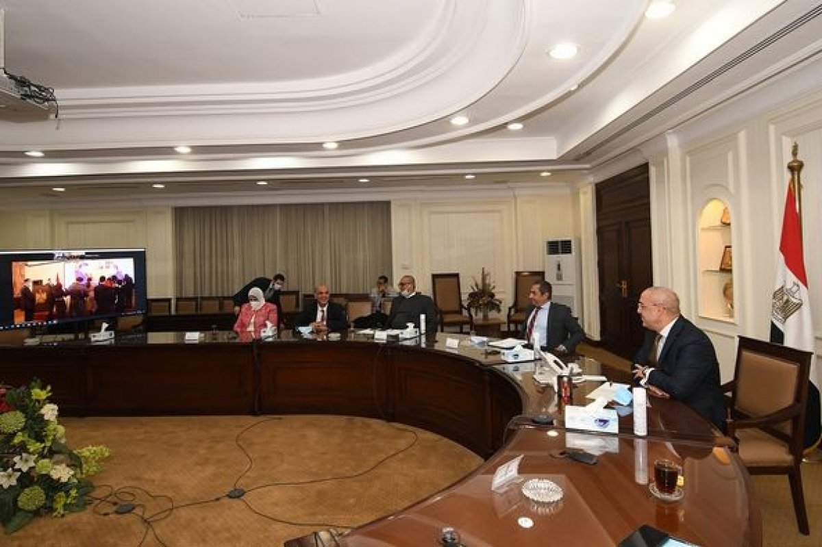 "الجزار" يوقع اتفاقية مع البنوك الصينية للحصول على الشريحة الثالثة من تمويل منطقة الأعمال المركزية بالعاصمة