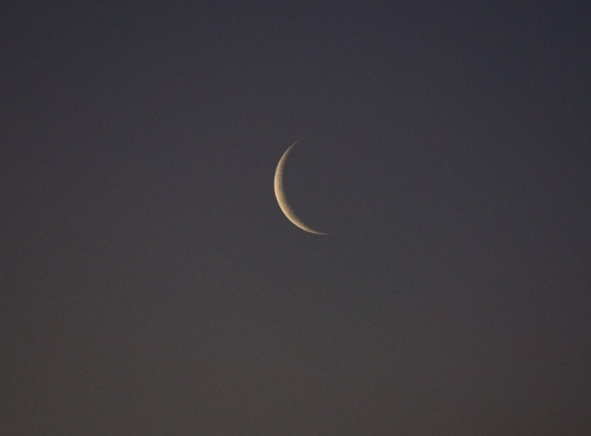 دار الإفتاء تستطلع رؤية هلال شهر شوال لعام 1445هـ